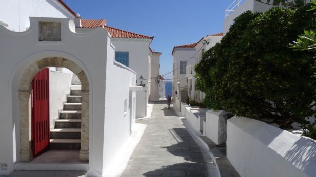 03-01 Streets of Chora - 1