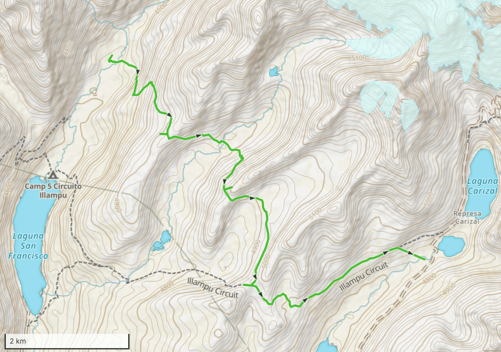 Map showing the Illampu Circuit with a green trail, topographic details, and nearby lakes such as Laguna San Francisco and Laguna Carizal.
