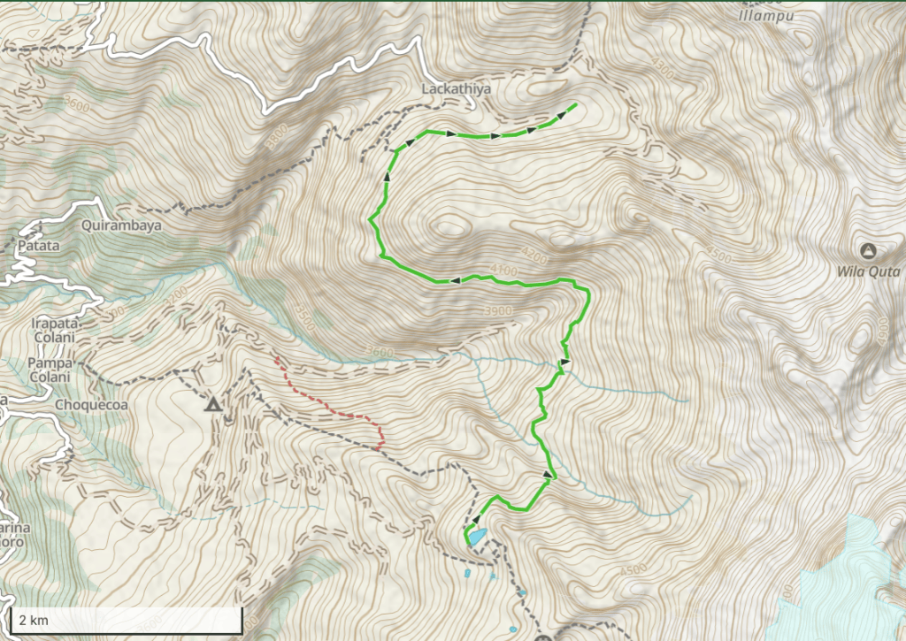 Topographic map showing hiking trails in a mountainous region, featuring contour lines and elevation markings.